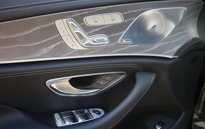 Mercedes-Benz CLS cena 185000 przebieg: 116000, rok produkcji 2019 z Ustrzyki Dolne małe 254
